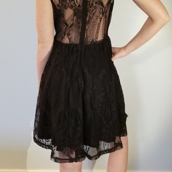 !!3 FOR $25 -- Express Lace LBD - Picture 4 of 6